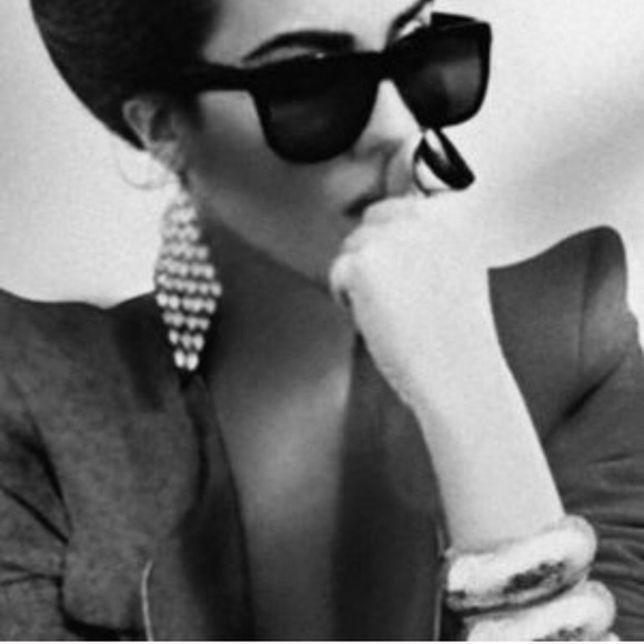 Meet your Posher, Kristin - Picture 2 of 8